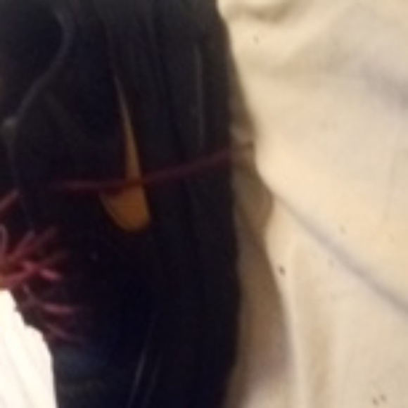 Shoe - Picture 1 of 3